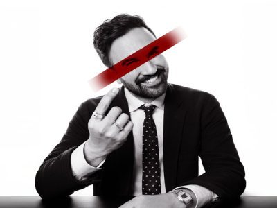 فرش قرمز و چراغ قرمز